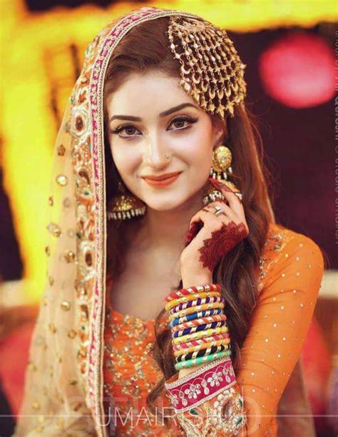 20 Pakistani Wedding Hairstyles For A Perfect Looking Bride