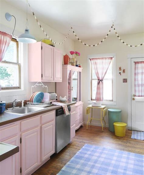 See more ideas about pink kitchen, kitchen, kitchen design. 25+ Mesmerizingly Pretty Blush Pink Kitchen Decorating ...