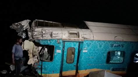 Desperate Search For Survivors As Death Toll Nears 300 In India Train Crash Mr Mehra