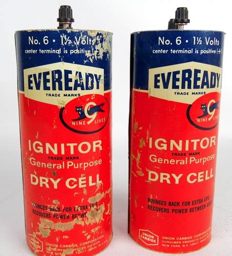 Vintage Antique Eveready No 6 Battery Ignitor Dry Cell Lot 2 Nine 9