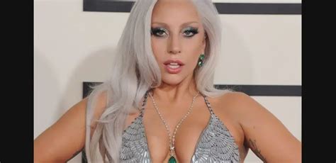 Lady Gaga Confirms She Is Pregnant With New Album Justrandomthings