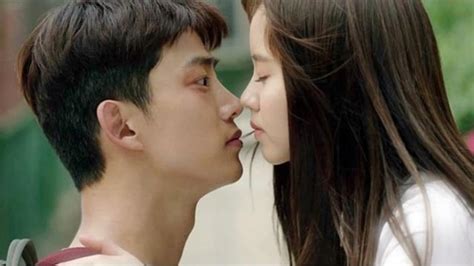 fakta di balik ciuman kim so hyun taecyeon di let s fight ghost entertainment