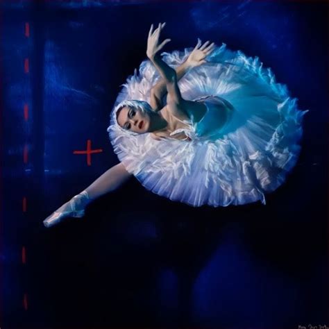 Ballerina Ulyana Lopatkina As A White Swan Odette In Swan Lake