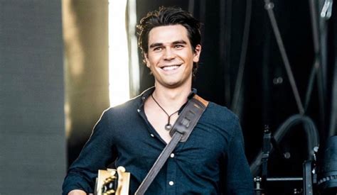 250,775 views, added to favorites 1,116 times. KJ Apa Makes His Debut as Jeremy Camp in "I Still Believe ...