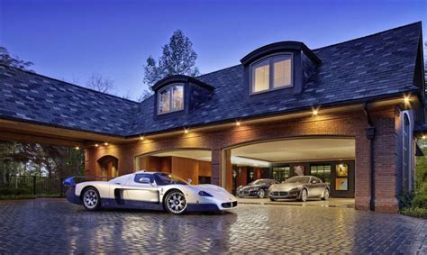 22 Luxurious Garages Perfect For A Supercar Blazepress Garage House