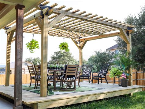 How To Build A Diy Pergola With Simpson Strong Tie Outdoor Accents