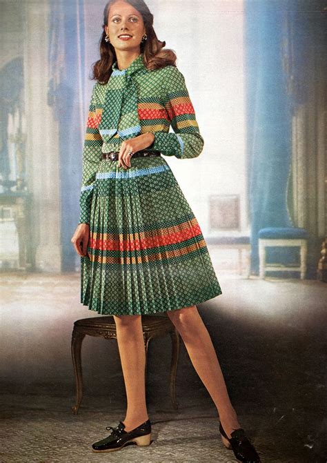 The 1970s 1974 Jours De France Autumn Fashion 1970s Fashion Women