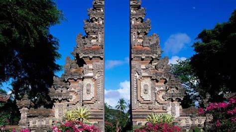 Gambar Rumah Adat Bali Gapura Candi Bentar Model Gapura