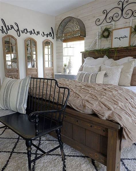 Elegant Farmhouse Bedroom Decor Ideas 16 Homyhomee