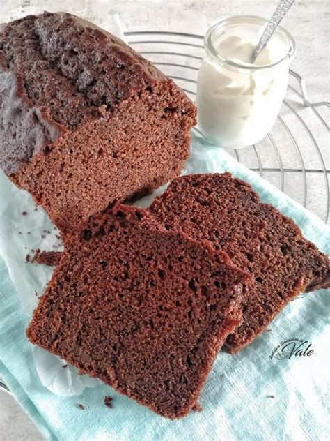 Pan di spagna rettangolare al cacao con crema al mascarpone (grande). PLUMCAKE AL CACAO con versione bimby, il più soffice in ...