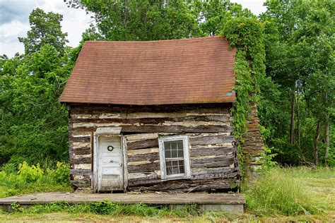Abandoned Cabin Photograph By Jean Haynes Fine Art America
