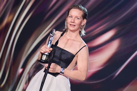 Oscars 2024 Das Ist Sandra Hüller Oscar Als Beste Hauptdarstellerin