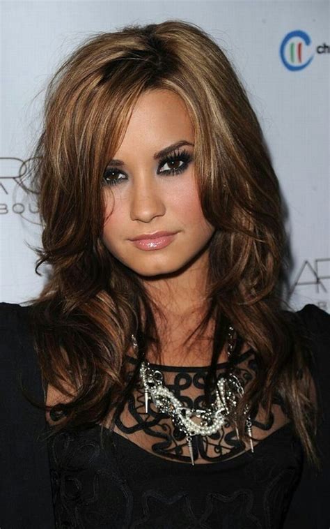 She looked stunning at the 2011 vma's with caramel highlights and lots of loose curls. 60 Best Ombre Hair Color Ideas for Blond, Brown, Red and ...