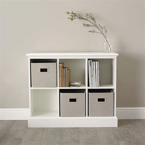 A 10x10 unit is a good size for the stuff found in two bedrooms, an entire a few large appliances and pieces of large furniture can easily be stored in a 10x10 storage unit as well as mattress sets, desks, couches, dining room. White Classic 6 Cube Storage Unit - Goodglance