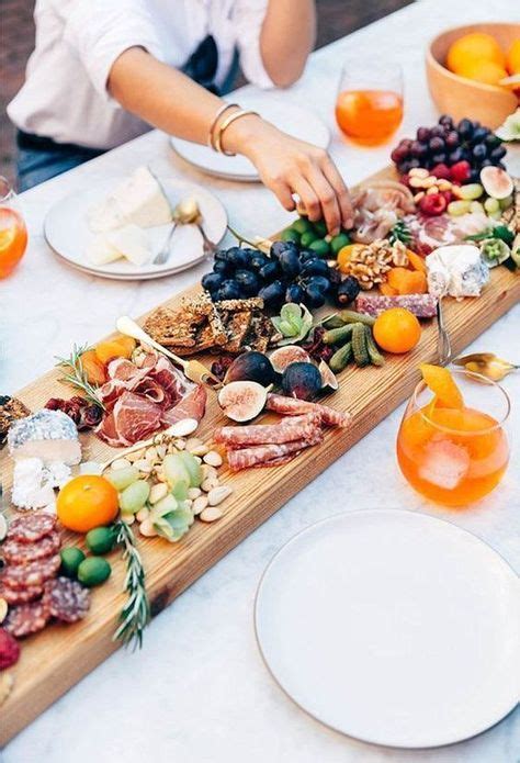 32 Serving Food At A Boho Picnic Is A Part Of Decor Make It Creative