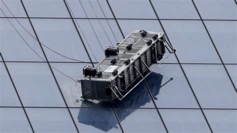 Window Washers Rescued From High Up World Trade Center Bbc News