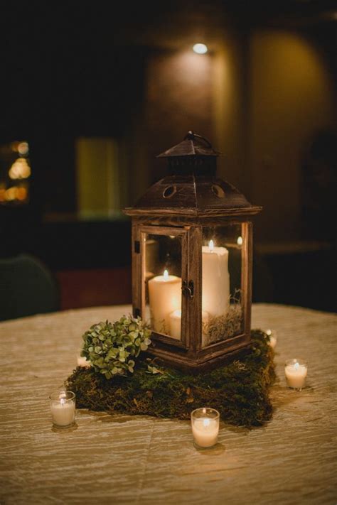 Wooden Lantern Centerpiece With Moss Stand: Moss Centerpiece Wedding