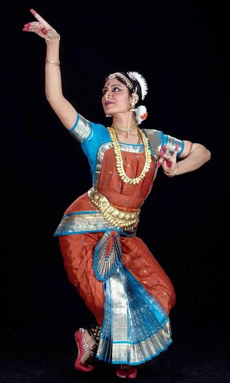 Bharatanatyam Indian Classical Dance Form Indian Classical Dance Indian Dance