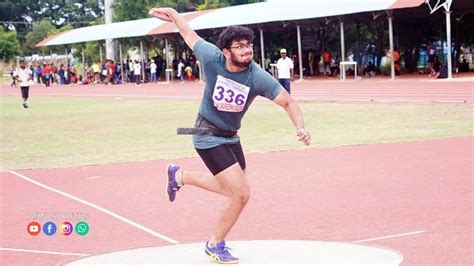The final lower body position should be in triple extension. Discus Throw Boys Final - Junior Federation Cup Athletics ...