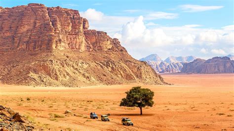 Wadi Rum Wallpapers Top Free Wadi Rum Backgrounds Wallpaperaccess