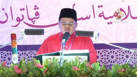 Sila bawa bersama salinan fotostat kad oku anda pada hari tersebut. Masalah Penglihatan Bukan Penghalang, Lelaki Ini Dinobat ...