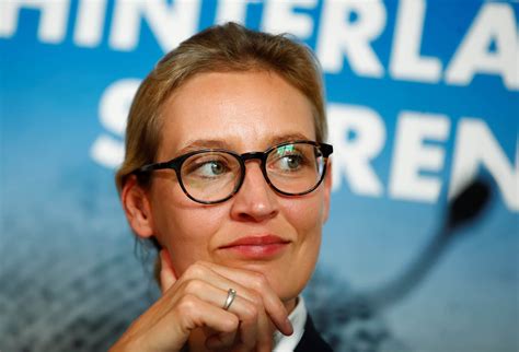 germania alice weidel la donna gay dietro l exploit dell estrema destra