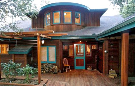 When it's time to celebrate your next getaway from rustic cabins to beachfront resorts, vacasa has a home to perfectly suit your family's taste, size. Family-Friendly Cabin Rental in Idyllwild, California