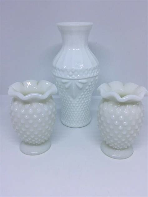 3 Vintage White Milk Glass Vase Hobnail Ruffle Edge Bud Vases Antique Price Guide Details Page