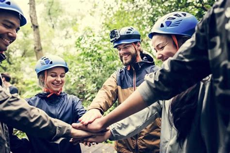 7 Team Building Activities For Your Next Company Outing
