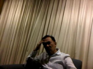 Pluralitas adalah upaya untuk mensejajarkan beberapa agama. SUARA LENSA: Anwar TABUR Duit Melimpah Ruah untuk pengundi ...