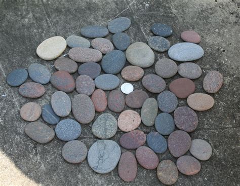 35 Large Flat Beach Stones Flat Sea Stones Wedding Stones Etsy