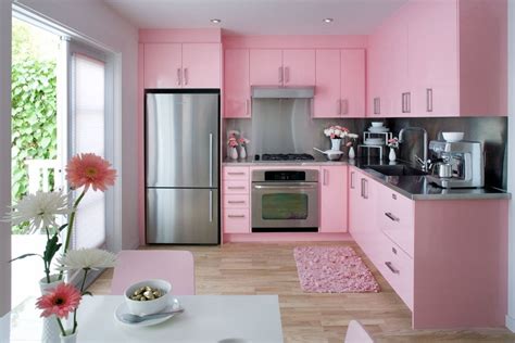 dekorasi dapur pink  bisa dipadupadankan beragam warna