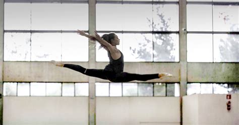 Con una puntuación de 82.750, la gimnasta quedó en el lugar 22 de la competencia y no logró pasar a la. Pétalo® - 10 Minutos para mí