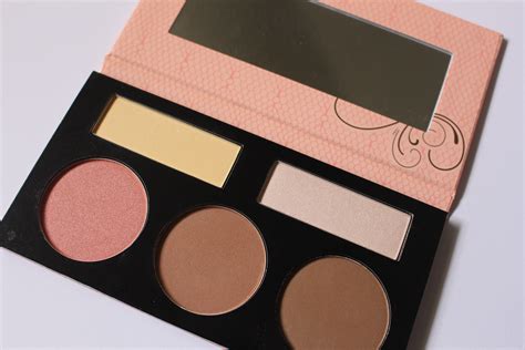 Bh Cosmetics Forever Nude Sculpt Glow Contouring Kit Shopee Philippines