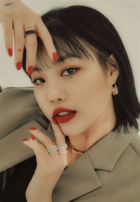 Gidle Aesthetic Wallpaper Icon Photoshoot Soojin Beauty Kpop Girl