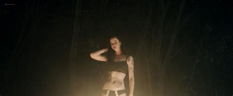 Nude Video Celebs Krysten Ritter Sexy Chelsea Schuchman Nude
