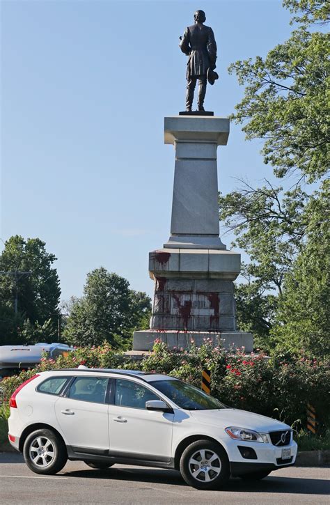 Virginia High Court Throws Out Injunction Against Removing Confederate Statues In Richmond The