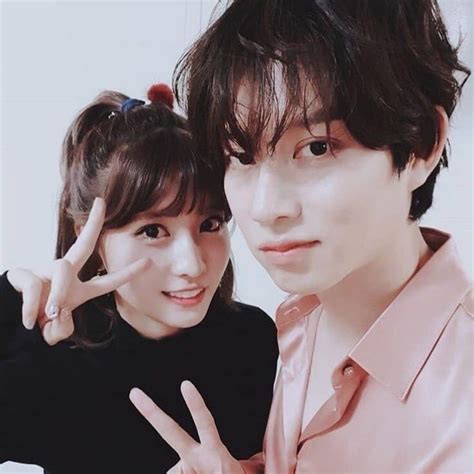 Twice's momo and super junior member heechul have announced their relationship per confirmations from their agencies jyp entertainment and label sj. Heechul And Momo's Interaction That Started It All - Koreaboo