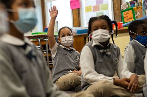 Masks Cut Covid Spread In Schools Study Finds The New York Times