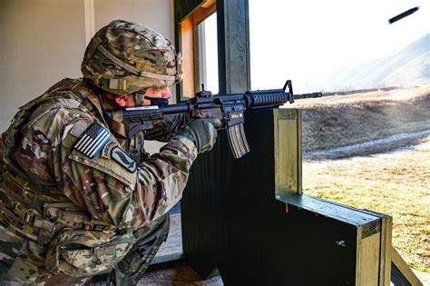 Army Announces 2 New Rifles For Close Combat Soldiers Us Department