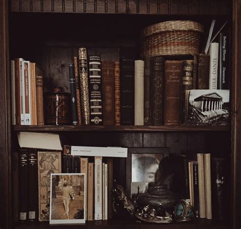 Dark academia aesthetic | tumblr. Dark Academia Aesthetic Wallpapers - Top Free Dark ...