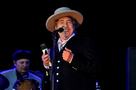 It follows the march release of murder most foul, a. A Look Inside Bob Dylan's 2020 Beacon Theatre Residency ...