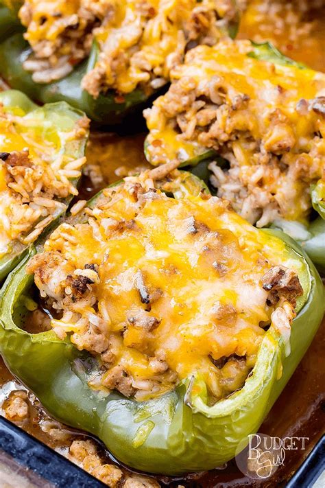 Next, sprinkle each with 1 it's so low in calories and fat compared to regular pepperoni. Easy, 190-Calorie Turkey Stuffed Peppers | Recipe | Stuffed peppers, Low calorie recipes, Low ...