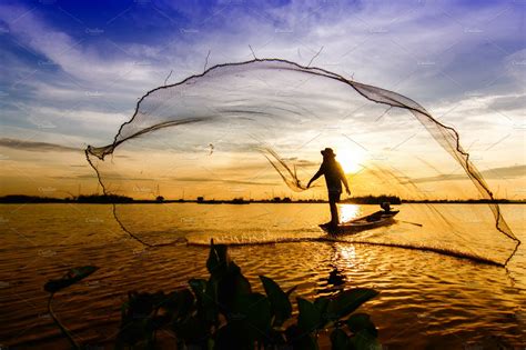 Fishermen Throwing Net Fishing High Quality People Images ~ Creative