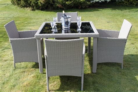 The uk's largest rattan garden furniture retailer. Stratford Rattan Weave Garden 4 Seater Dining Set Complete ...