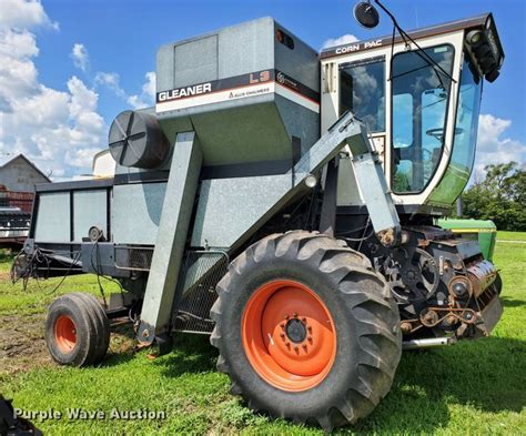 1983 Gleaner L3 60th Anniversary Combine In Westfall Ks Item Dj3152