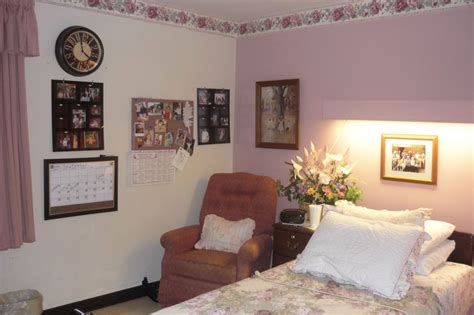 How to decorate small spaces. Nursing Home Room | Hothouse | Pinterest | Decorating ...