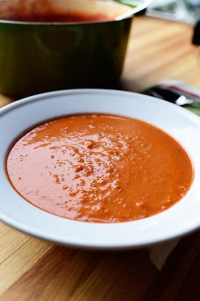 Tomato Soup With Parmesan Croutons Recipe Food Tomato Soup Pioneer Woman Croutons