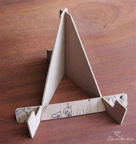 Diy tablet (or recipe book) holder for under cabinet {sawdust and embryos} | do you like to follow along with recipes on pinterest in the kitchen? DIY Cardboard Bookstand (Someday Crafts) in 2020 | Diy ...