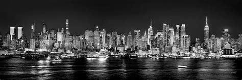New York City Nyc Skyline Midtown Manhattan At Night Black And White